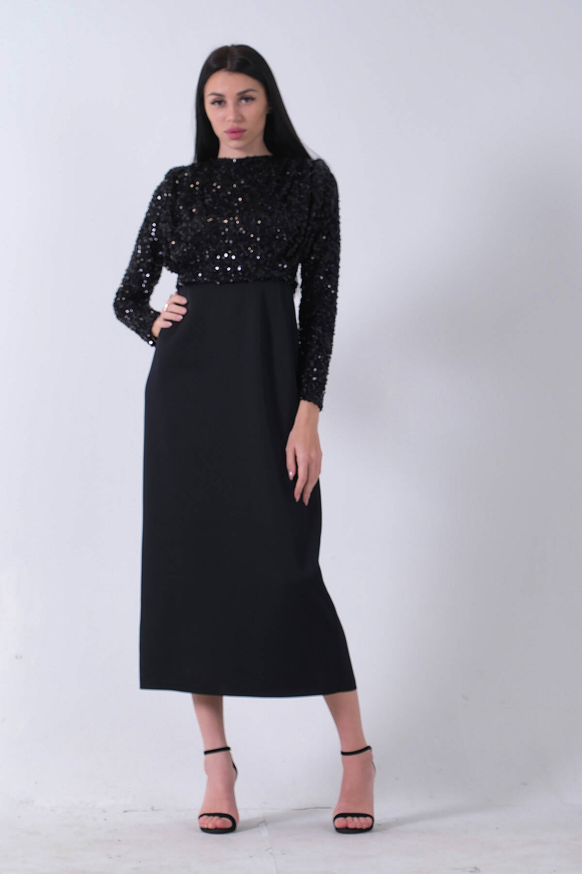 Siyah Üst Pul Payet İşlemeli Altı Krep Tesettür Abiye 6502503.01 Siyah