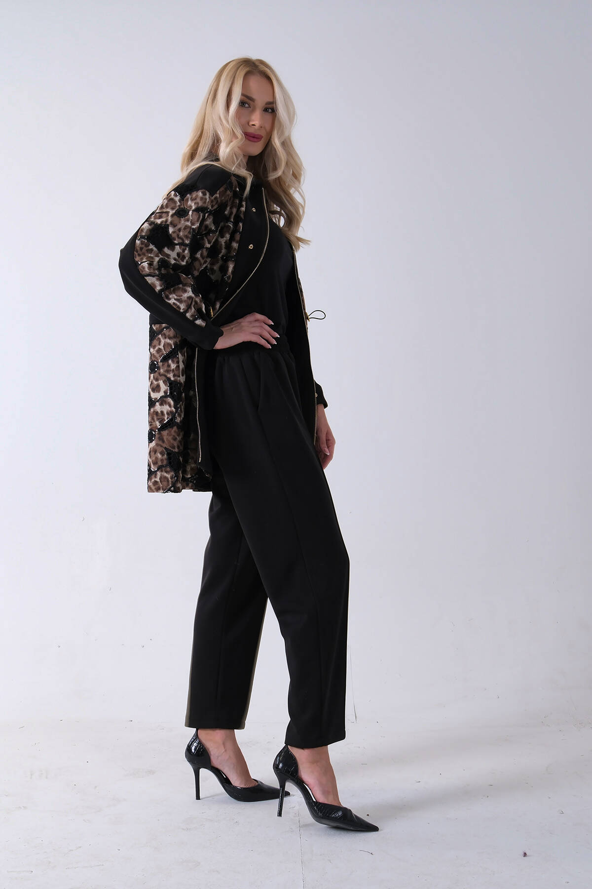 Siyah Üzeri Leopar Desenli Belden Lastikli Pantolon Tunikli Takım 4701402.01 - Ardanewline (1)