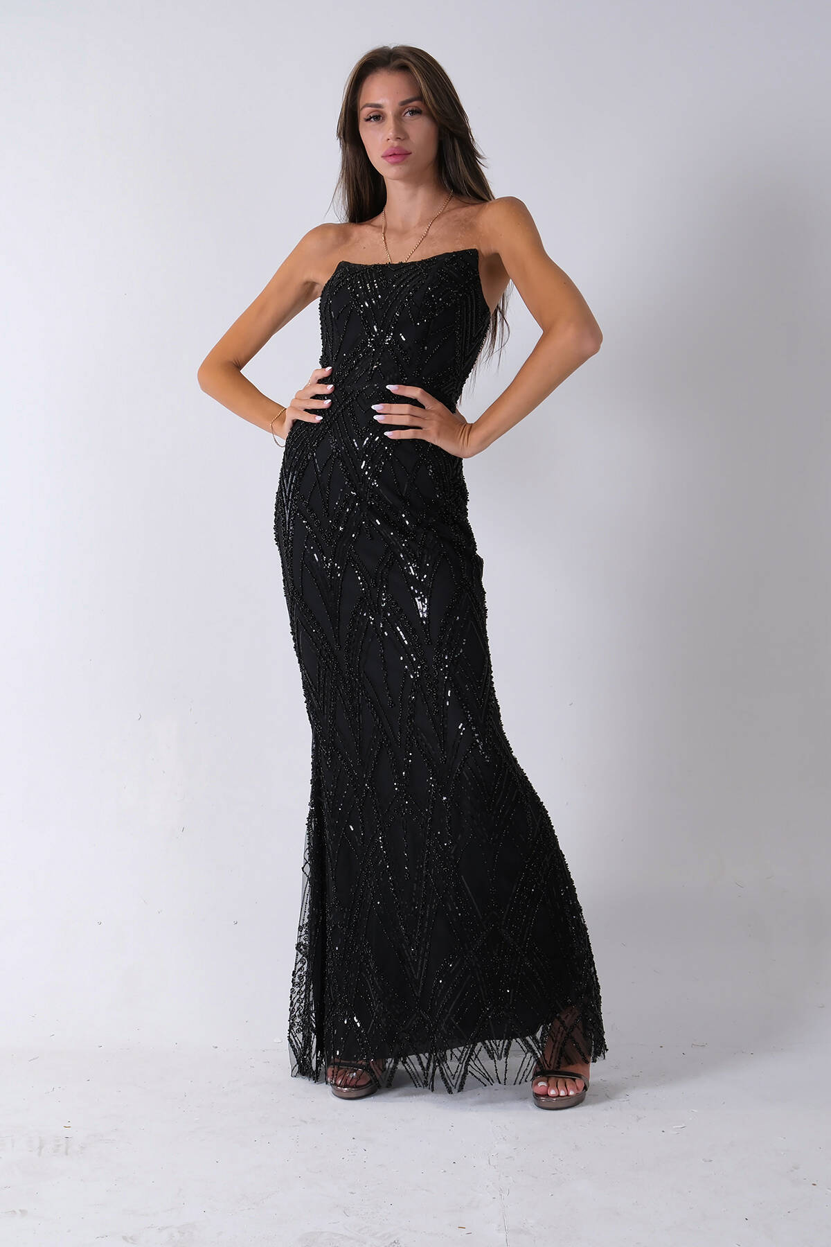 Siyah Üzeri Taş İşlemeli Sırt Bağlamalı Straplez Abiye 9705498.01 Siyah