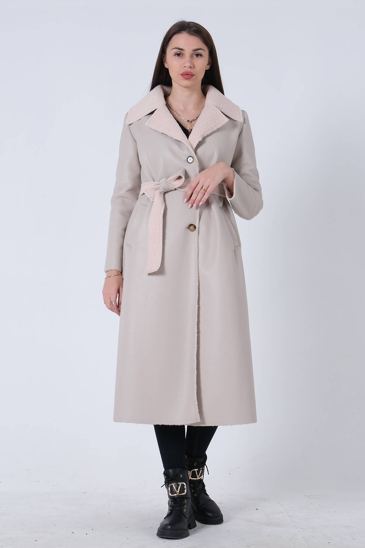 Taş Deri Düğmeli Seyyar Kemerli Kaban 0108086.50 