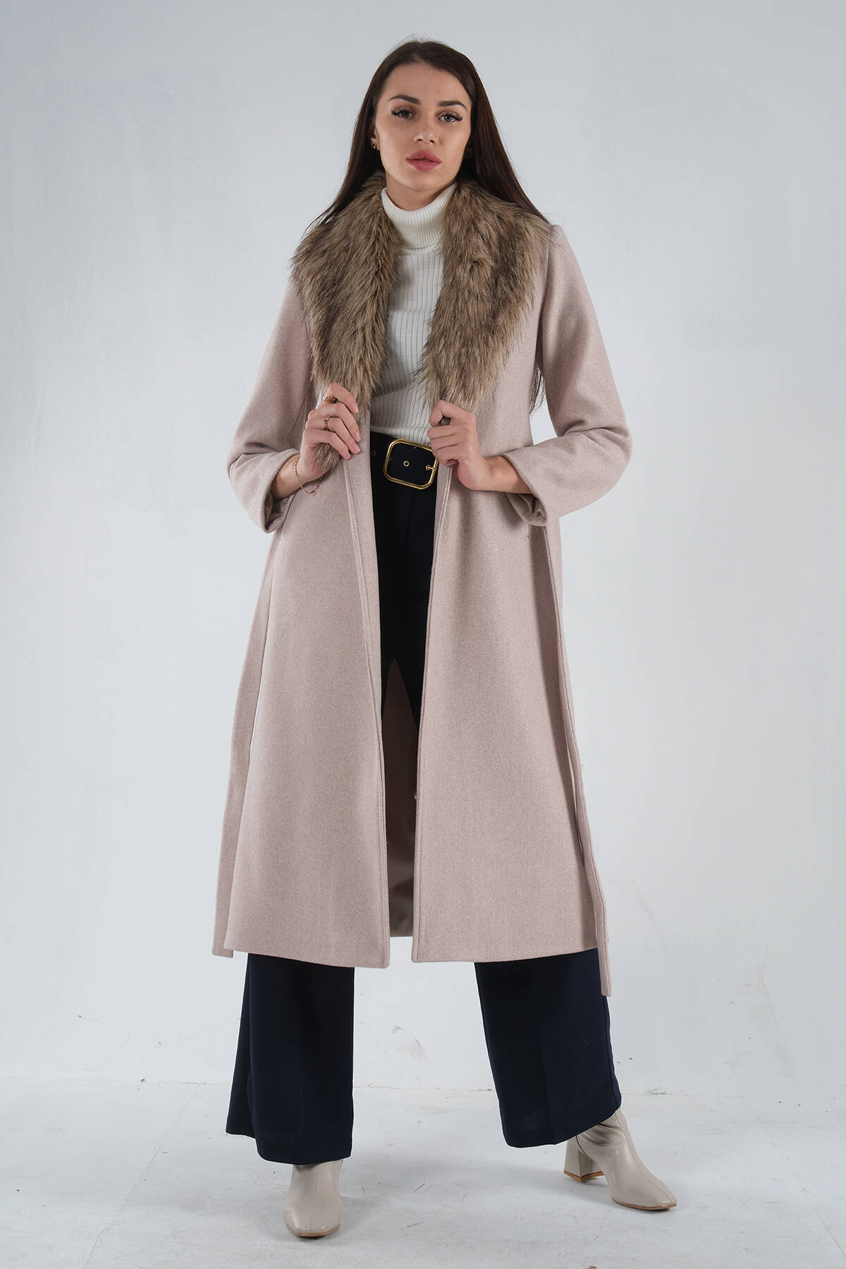 Taş Seyyar Kürklü Astarlı Kaşe Kaban 0108070.50 