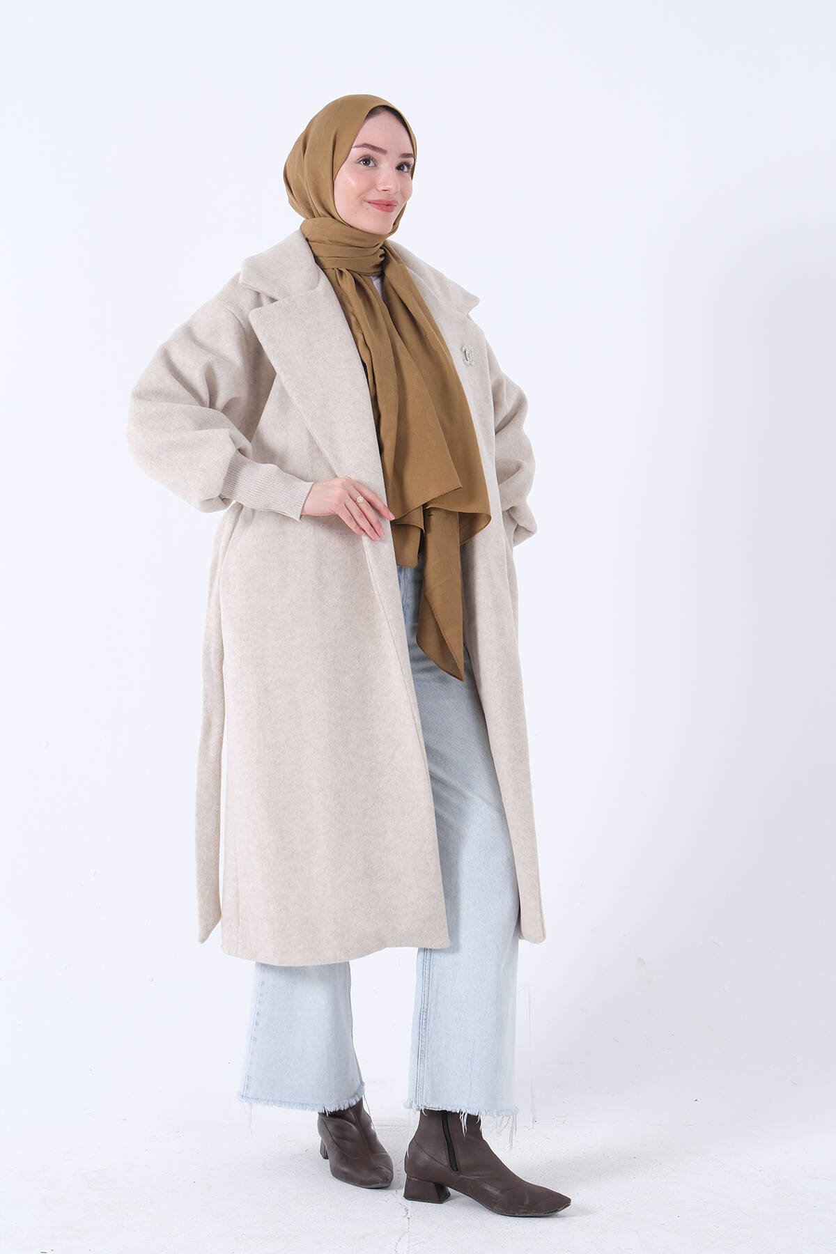 Taş Üzeri Broş Detaylı Yakalı Kemerli Kaban 940140278.50 - Ardanewline (1)